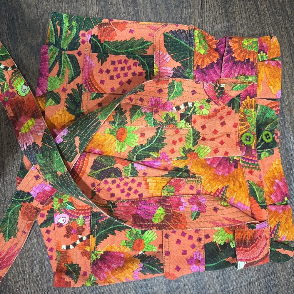 Farm Rio Women's High Rise Paperbag Shorts in Orange Blooming Garden Size: XS - Picture 11 of 13